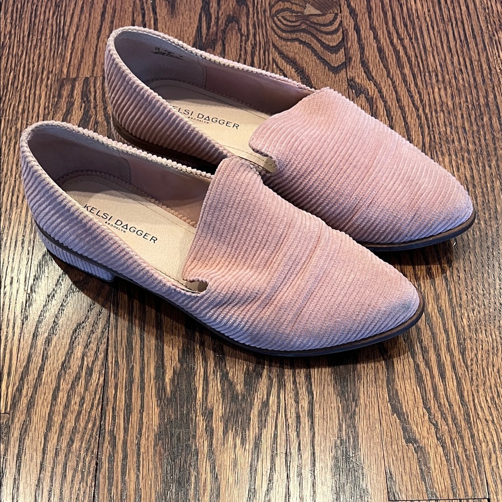 Kelsi Dagger Women's Blush Corduroy Loafers